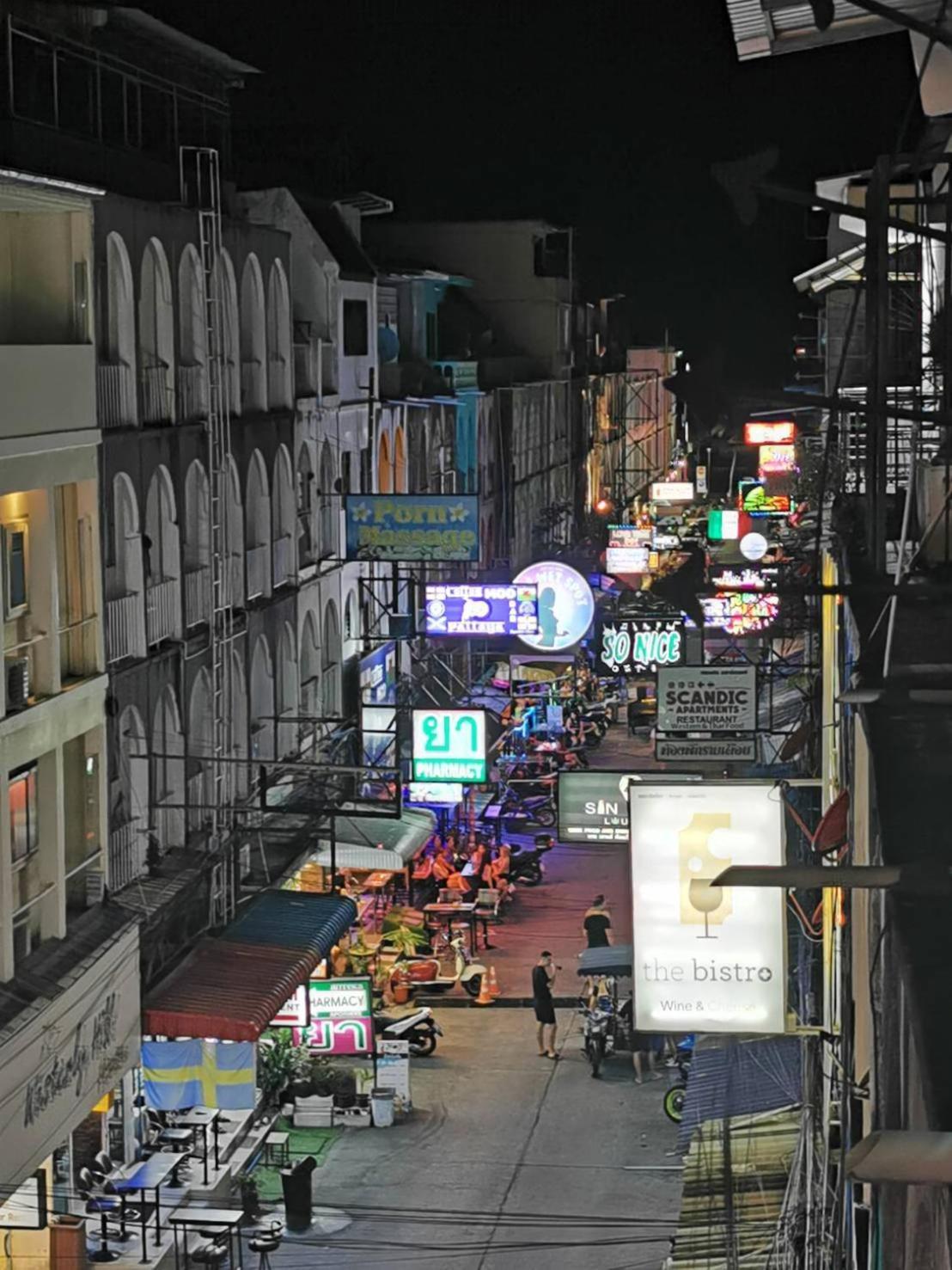 The One Hotel Pattaya Eksteriør bilde